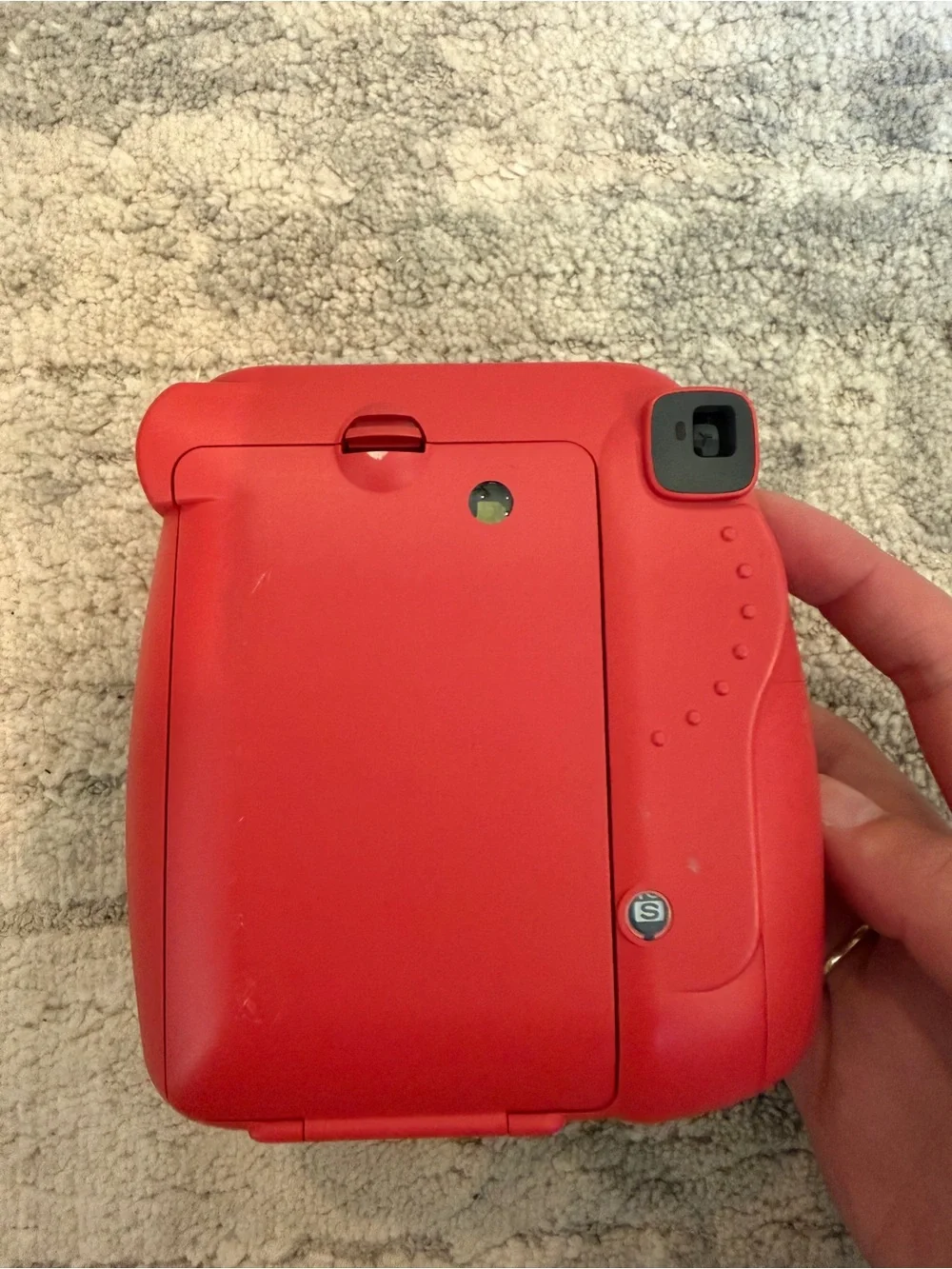 Fujifilm instax mini 8 Instant Camera in Red with Matching Red Case